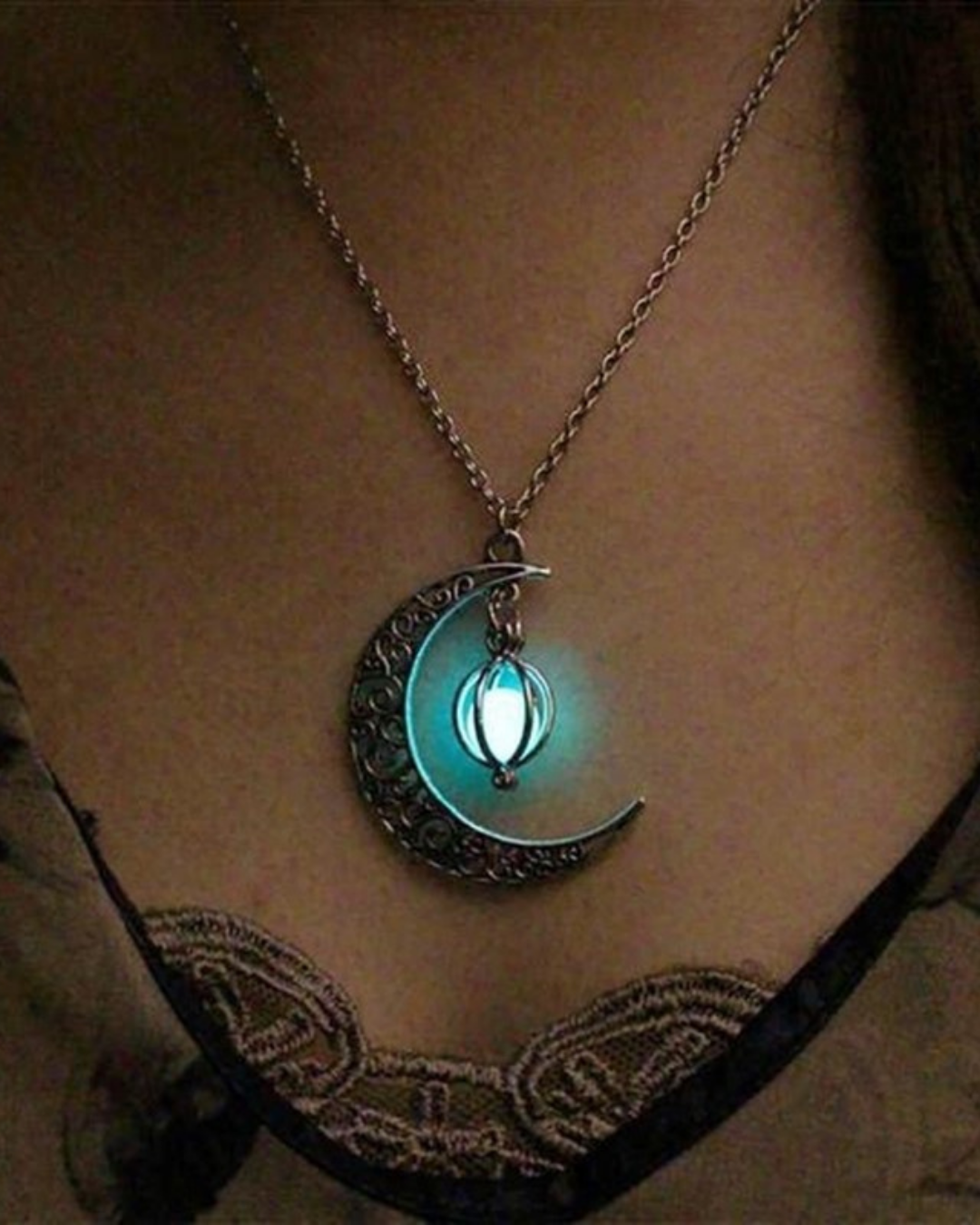 Luminous moon glow necklace