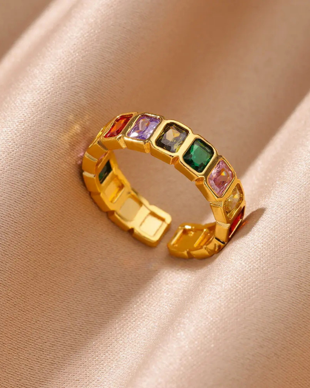 Multicolor crystal band ring