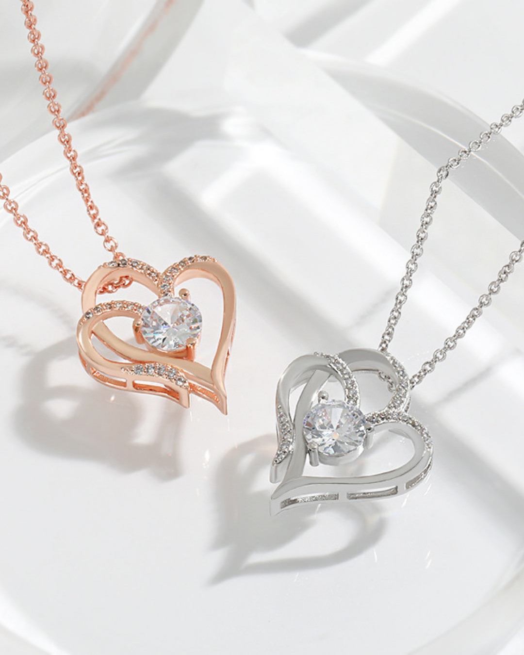 Elegant heart crystal necklace