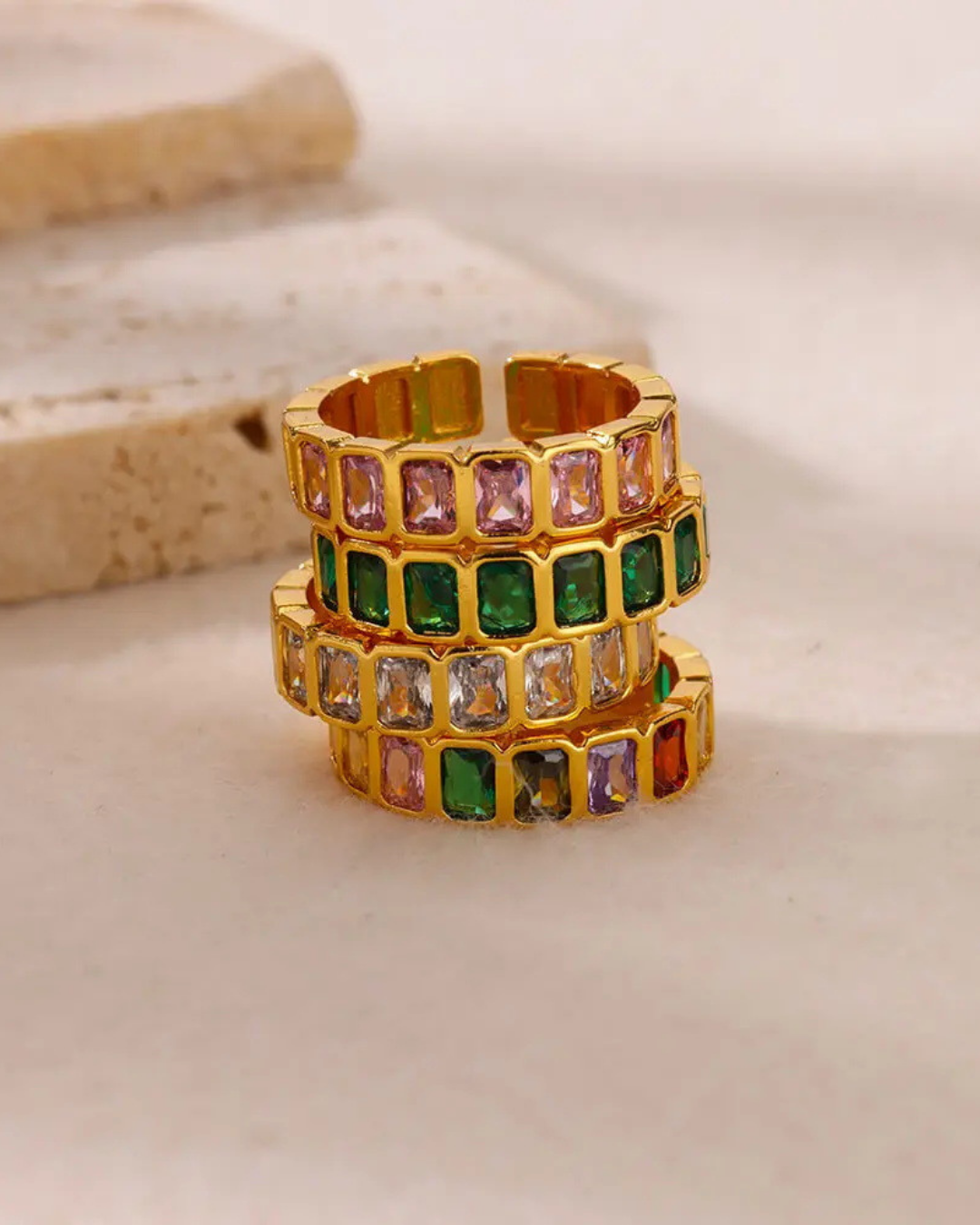 Multicolor crystal band ring